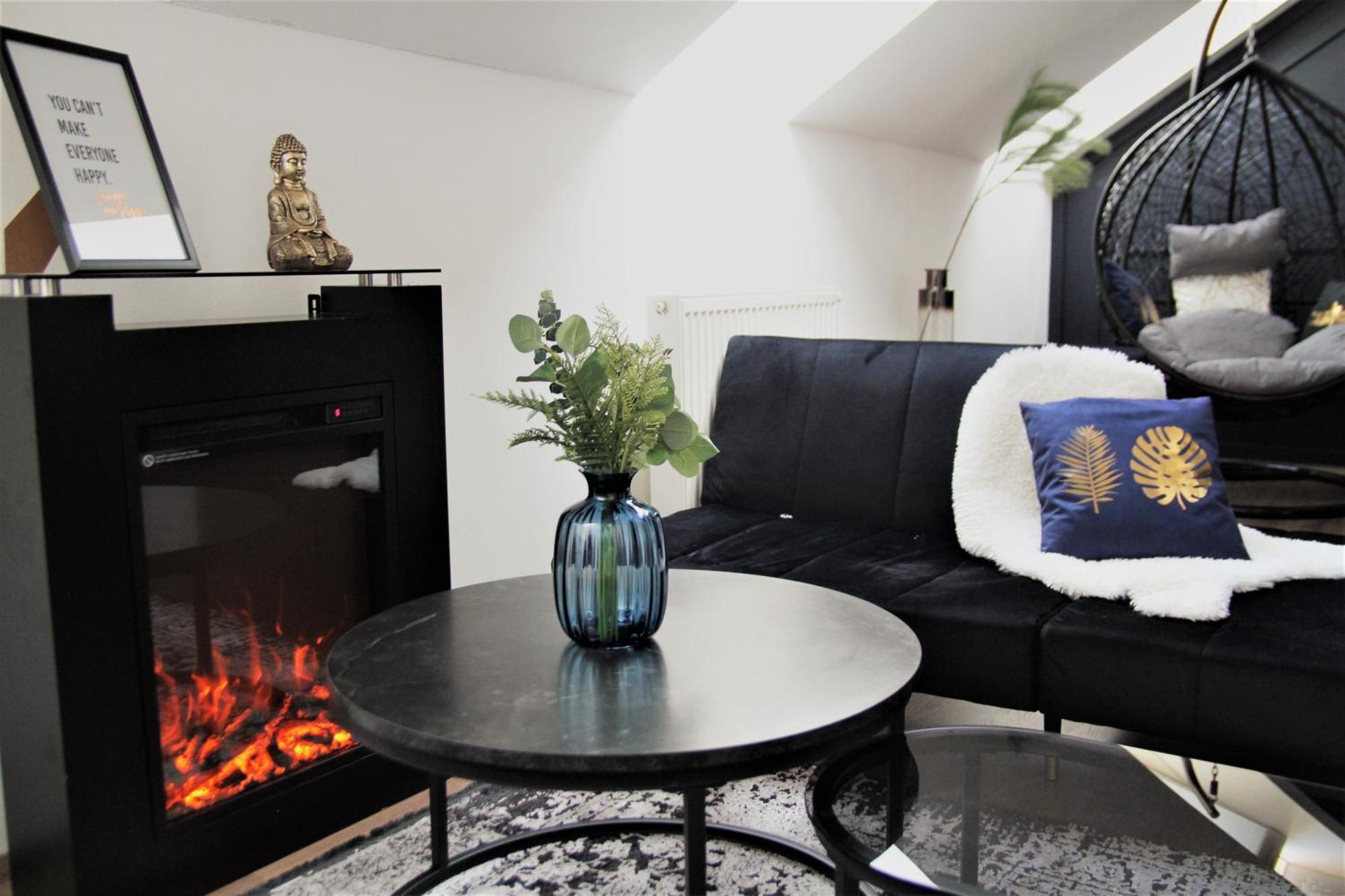 Spacious Flat & Parking Possibility, 3 Stops To Wenceslav Square Prag Dış mekan fotoğraf