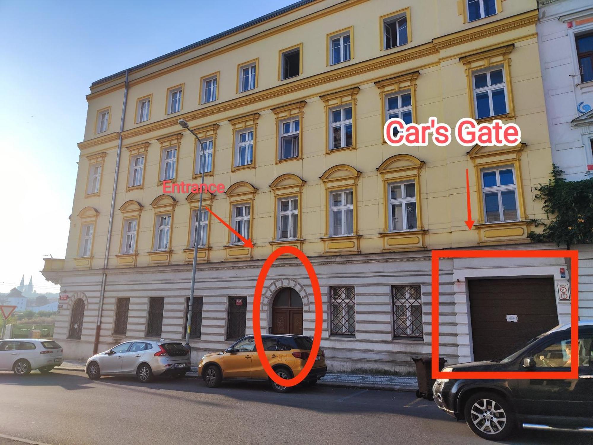 Spacious Flat & Parking Possibility, 3 Stops To Wenceslav Square Prag Dış mekan fotoğraf